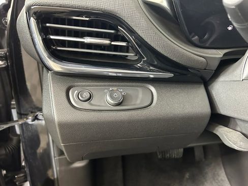 Used 2024 Buick Envista Avenir image 20