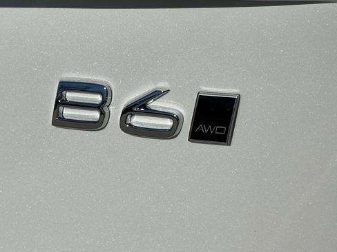 New 2026 Volvo XC90 B6 Ultra w/ Lounge Package image 8