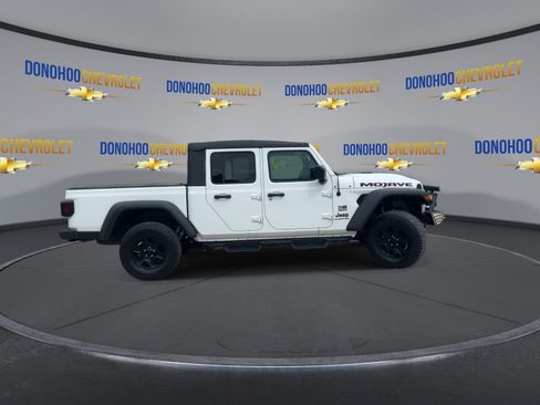Used 2021 Jeep Gladiator Mojave AWD/4WD image 12