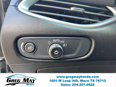 Used 2025 Chevrolet Malibu LT FWD image 23