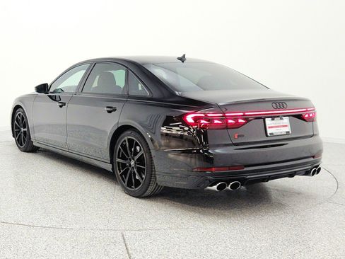 Used 2022 Audi S8 AWD/4WD image 7