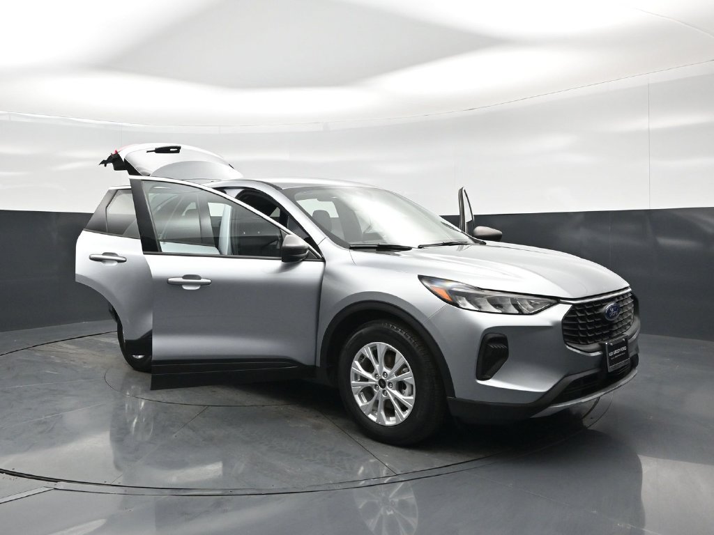 Certified 2023 Ford Escape Active FWD image 30