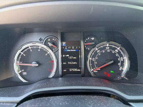 Used 2021 Toyota 4Runner Limited RWD image 4