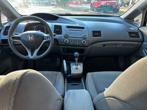 Used 2010 Honda Civic LX image 13