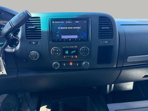 Used 2013 GMC Sierra 1500 SLE image 17