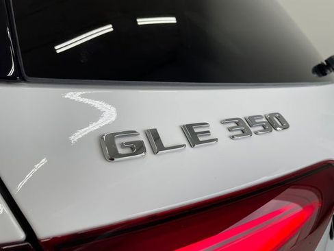 Used 2024 Mercedes-Benz GLE 350 4MATIC image 34