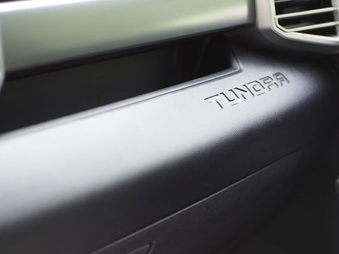 Used 2025 Toyota Tundra SR5 w/ SR5 Premium Package AWD/4WD image 28