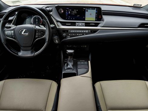 Used 2019 Lexus ES 350 w/ Premium Package image 26