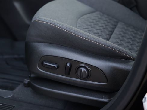 Used 2024 Chevrolet Equinox LT w/ LPO, Floor Liner Package image 19