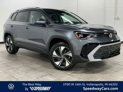 New 2025 Volkswagen Taos SE