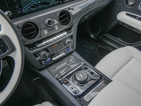 New 2025 Rolls-Royce Ghost Black Badge image 28