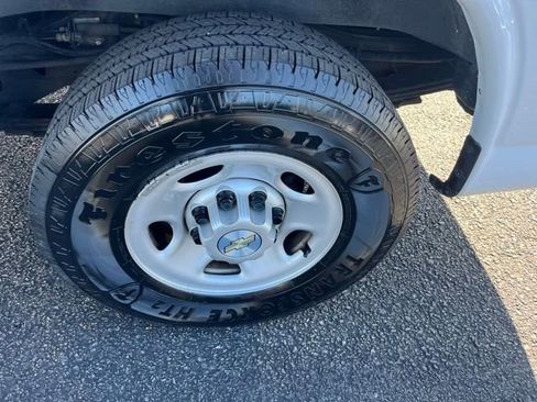 Used 2020 Chevrolet Express 2500 LS image 24