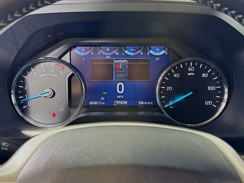 Used 2024 Ford Expedition XLT image 12