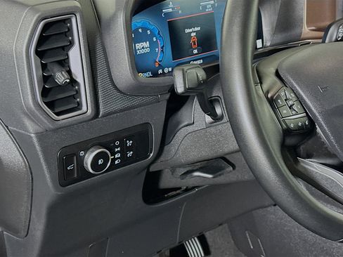 Used 2025 Ford Bronco Sport Outer Banks w/ Outer Banks Tech Package+ AWD/4WD image 17