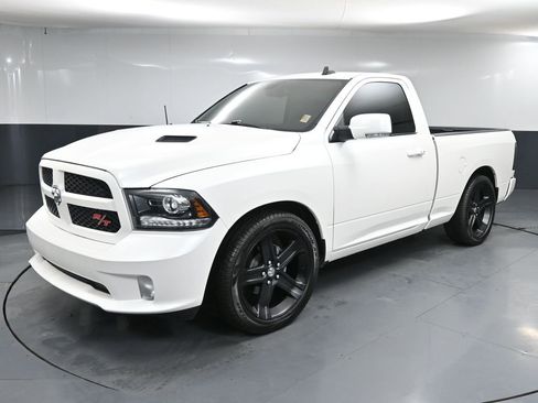 Used 2014 RAM 1500 Sport w/ Convenience Group RWD image 9