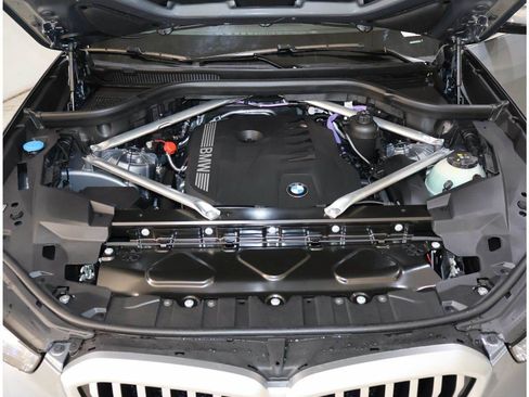 Used 2026 BMW X5 sDrive40i w/ Premium Package RWD image 23