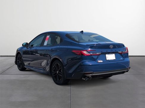 New 2026 Toyota Camry SE FWD image 4