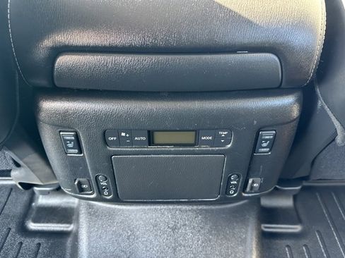 Used 2020 Nissan Armada Platinum w/ Captain's Chairs Package image 31