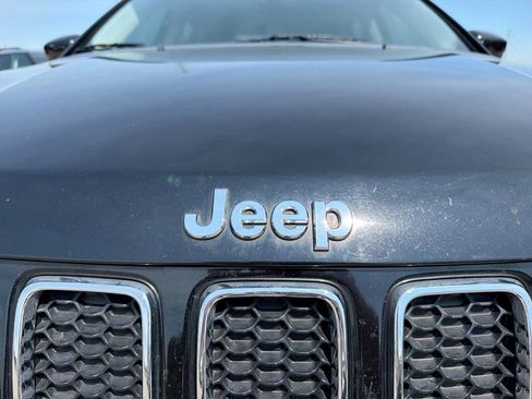 Used 2020 Jeep Compass Latitude w/ Popular Equipment Group AWD/4WD image 11