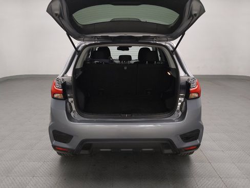 Used 2021 Mitsubishi Outlander Sport SE image 29