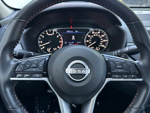 Used 2024 Nissan Altima 2.5 SR AWD/4WD image 19
