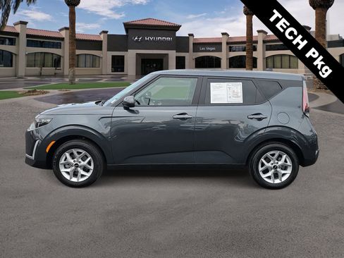 Used 2025 Kia Soul LX w/ LX Technology Package image 5