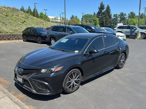 Certified 2023 Toyota Camry SE FWD image 2