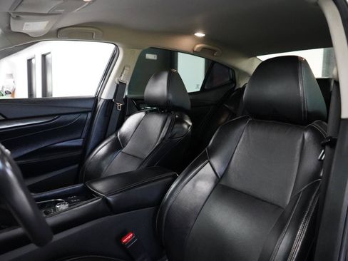 Used 2021 Nissan Maxima 3.5 SV w/ Floor Mat Group FWD image 16