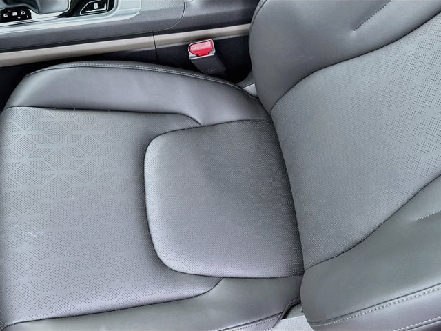 Certified 2026 Kia Carnival EX FWD image 19