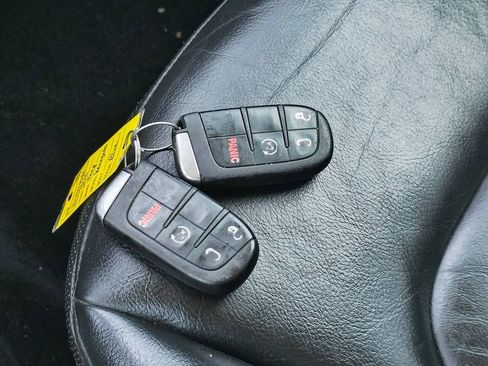 Used 2016 Jeep Renegade Limited AWD/4WD image 19