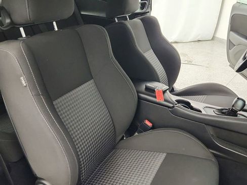 Used 2022 Dodge Challenger GT image 30