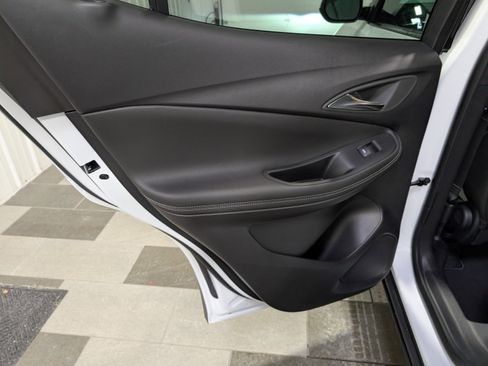 Used 2025 Buick Encore GX Preferred image 8