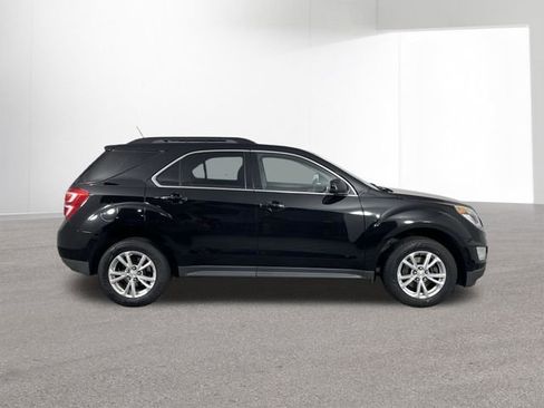 Used 2017 Chevrolet Equinox LT w/ Convenience Package image 39