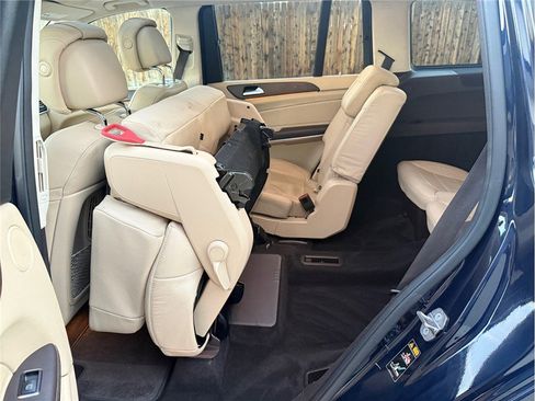 Used 2019 Mercedes-Benz GLS 550 4MATIC image 35