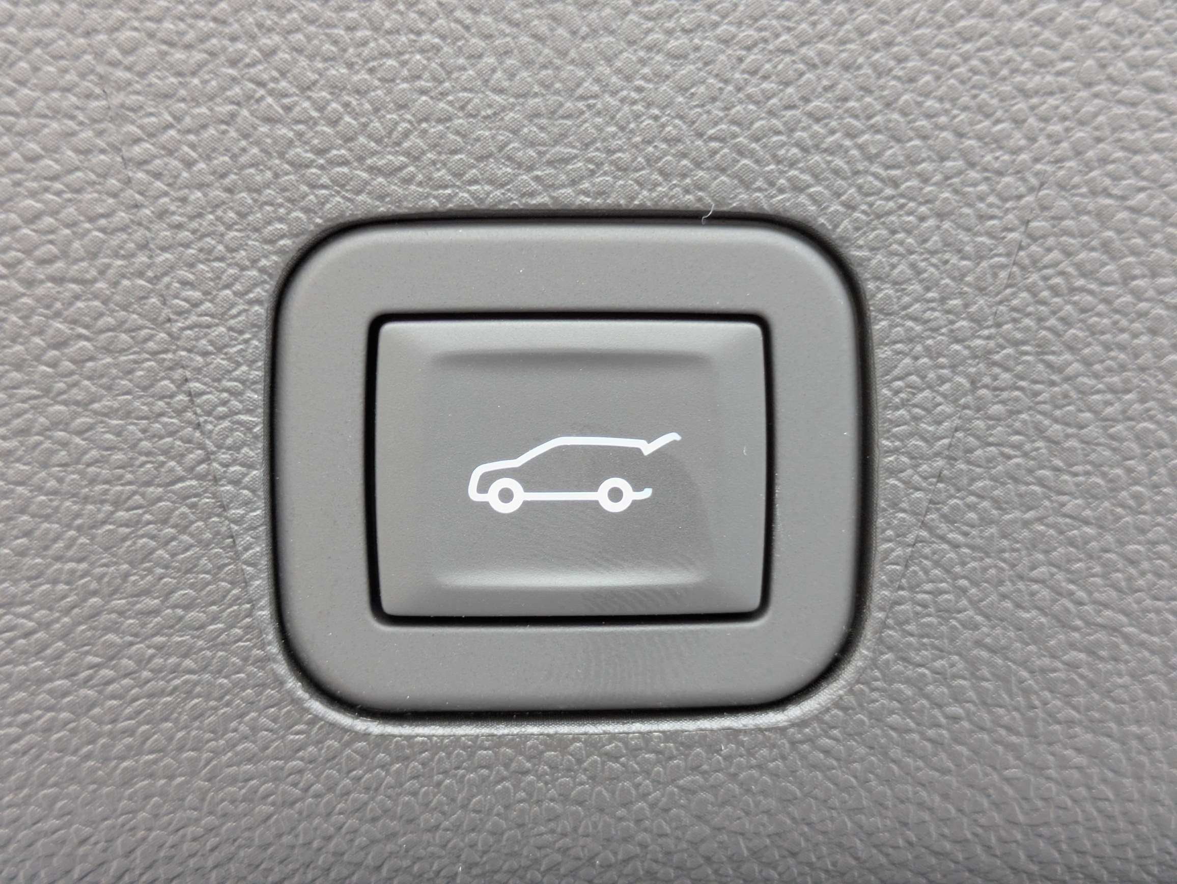 New 2026 Chevrolet Tahoe LT w/ Comfort Package RWD image 8