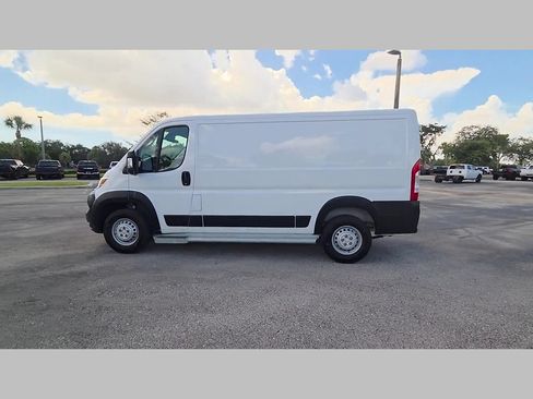 Used 2025 RAM ProMaster 2500 w/ U-Haul Equipment Group FWD image 48