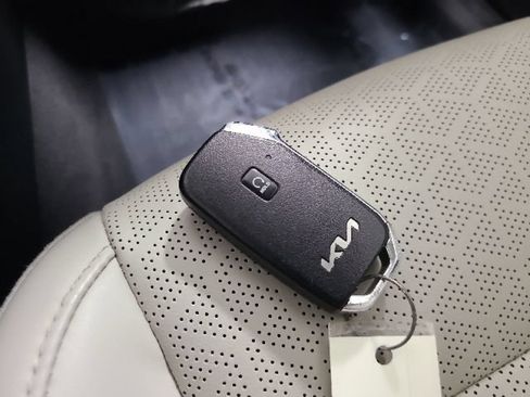 Used 2023 Kia Sorento S w/ Panoramic Sunroof Package AWD/4WD image 37