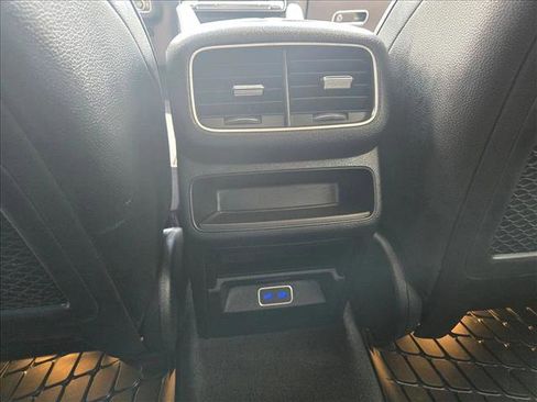 Used 2025 Mercedes-Benz GLE 350 4MATIC image 19