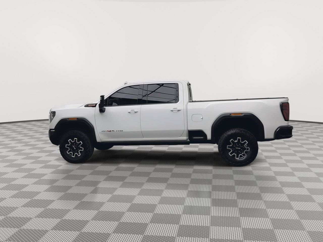 Used 2024 GMC Sierra 2500 AT4X AWD/4WD image 44