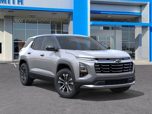 New 2027 Chevrolet Equinox LT w/ Safety and Technology Package FWD image 31