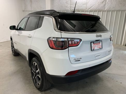 Used 2024 Jeep Compass Limited AWD/4WD image 6