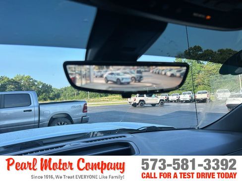 Certified 2020 GMC Sierra 1500 Denali w/ Denali Ultimate Package AWD/4WD image 17