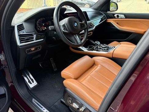 Used 2021 BMW X7 xDrive40i w/ M Sport Package AWD/4WD image 8