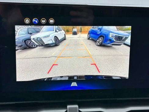 Used 2025 Chevrolet Equinox LT image 20