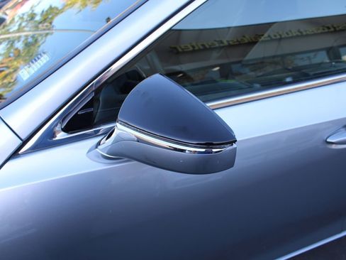 Used 2023 Lexus ES 300h w/ Premium Package FWD image 12