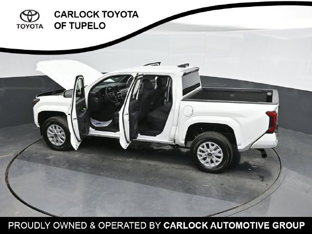 Used 2025 Toyota Tacoma SR5 AWD/4WD image 51