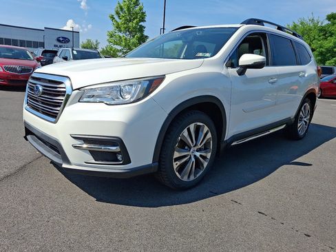 Used 2020 Subaru Ascent Limited w/ Technology Package AWD/4WD image 3