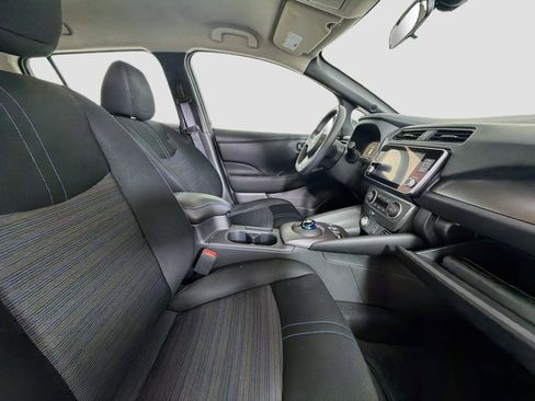 Used 2024 Nissan Leaf S FWD image 28