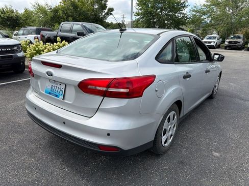 Used 2016 Ford Focus S FWD image 3