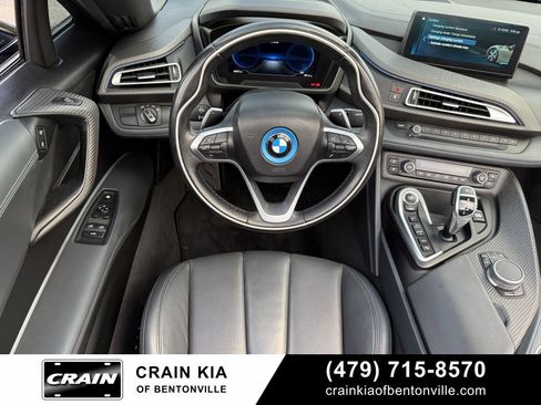 Used 2019 BMW i8 Roadster image 25